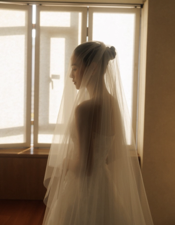 The retirement age is Kim Yun-hye, ♥ Ahead of her marriage to a non-celebrity...Love and work happily