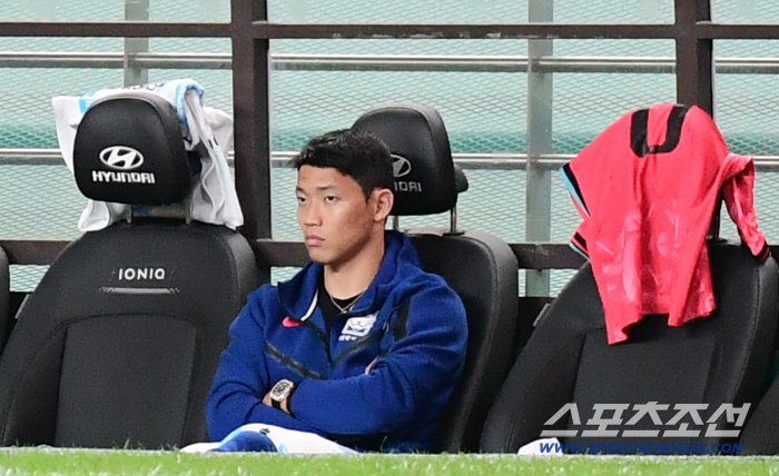Hong Myung-bo-ho, another bad news. Here, too, there, too. → Next, Hwang Hee-chan, teacher, is likely to be replaced