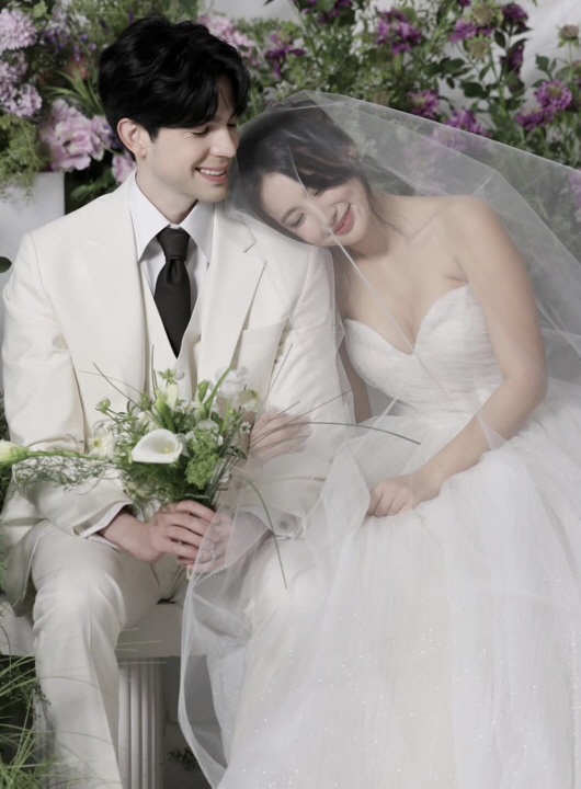 I hope it's a 2% miracle..Robin ♥ Kim Seo-yeon's couch acting 'Baby's heart beats weakly, decided after 3 days'