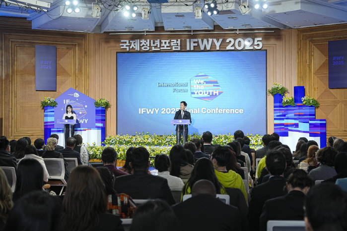 Lee Jae-sang, HYBE's representative multi-home and multi-genre strategy will achieve a virtuous cycle of global culture and economy