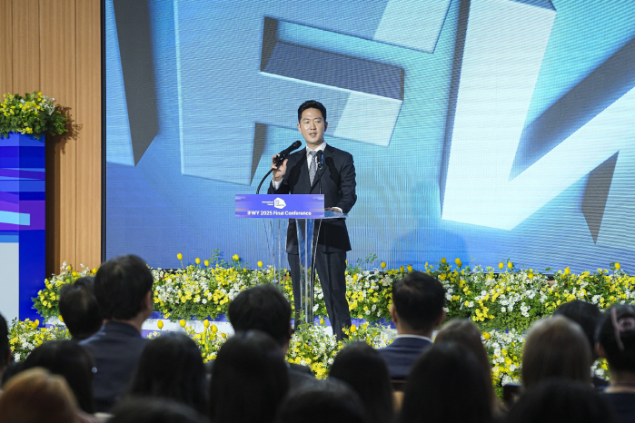 Lee Jae-sang, HYBE's representative multi-home and multi-genre strategy will achieve a virtuous cycle of global culture and economy