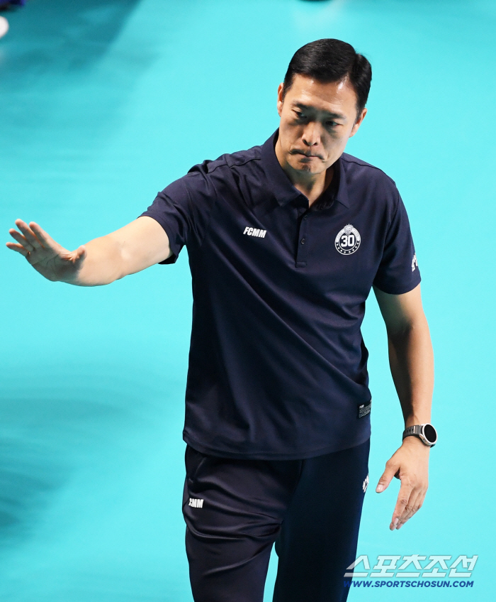  Director Kim Sang-woo will lose consecutive games