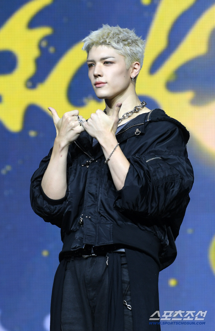  Maki from '&TEAM' will finally debut in Korea