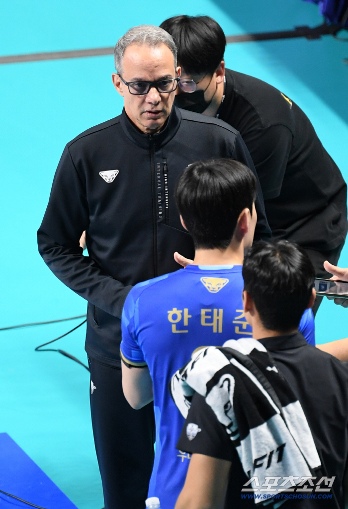  Mauricio Paes director setter Han Tae-joon plays a big role