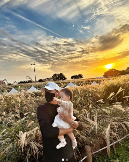 Ryu Siwon, ♥ 19 years younger wife  daughter revealed slightly I love you my family