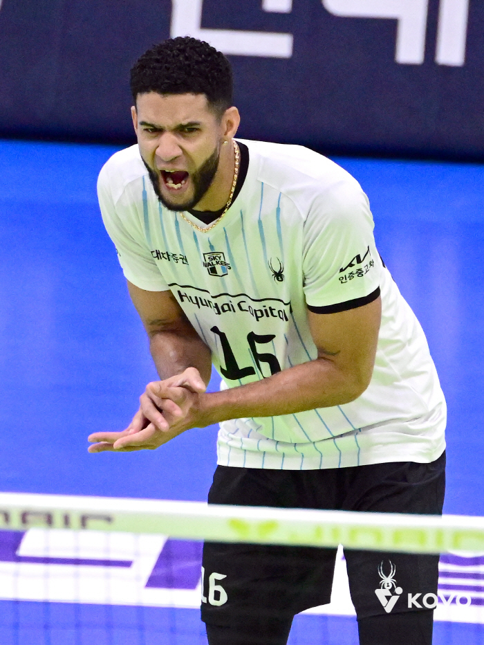 Despite going to the main setter hospital, Hyundai Capital has won three consecutive games...Korea Electric Power Corp. (KEPCO) 3 consecutive losses