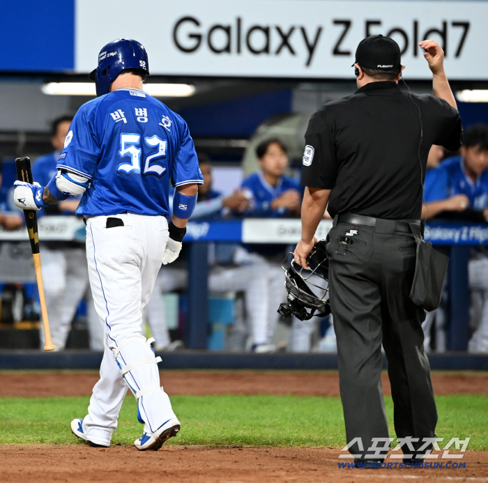 Five people are released, Samsung's generational change is accelerated, and the legendary 418 home run hitter will be separated from him. Whether to extend his active role or retire with Oh Jae-il
