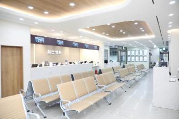 Himchan Hospital Renews Completely to Healing Space...Expectation of convenience improvement