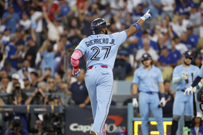 I couldn't have thrown a fastball In Guerrero's aim, Ohtani's whirlwind, TOR, and counter-punch hit the crazy WS direction in the fog