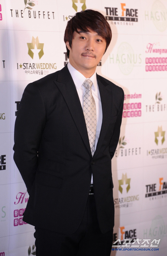 KCM, 9 years younger ♥ My wife opened her mouth and Han Ga-in was a model who looked like her