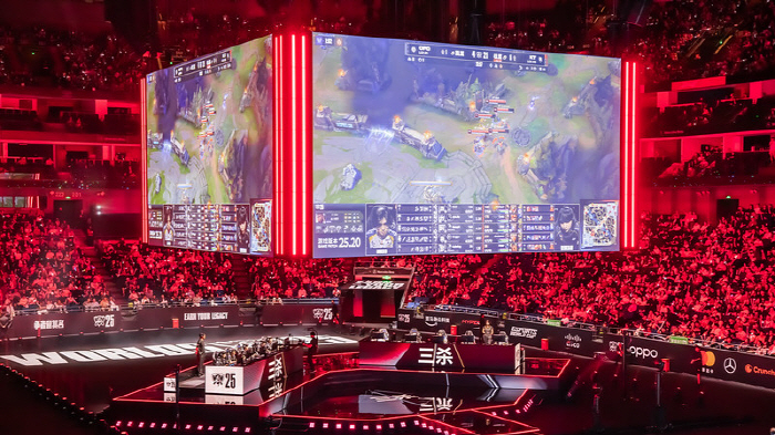 KT has advanced to the semifinals for the first time since its foundation! I'm going to compete with Gen.G for the final round