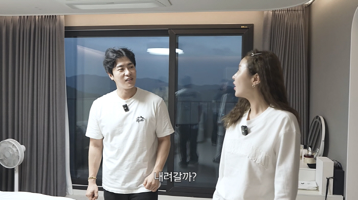 Moon-won, every time you open your mouth, say, 'Guseol-soo ♥ Send me somewhere nice.' Let's have a test