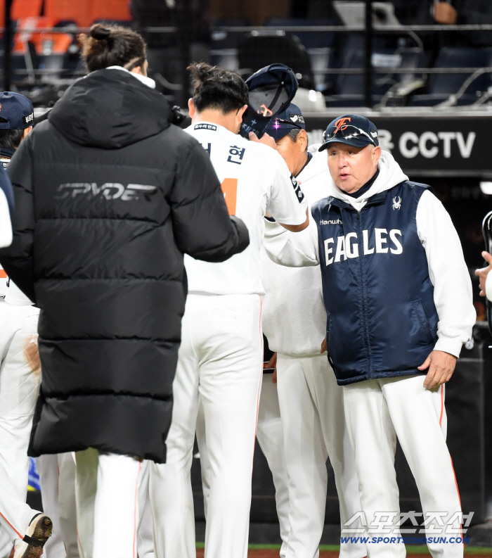  Hanwha Ponce Kim Seo-hyun Kim Kyung-moon Manager Baseball of Trust