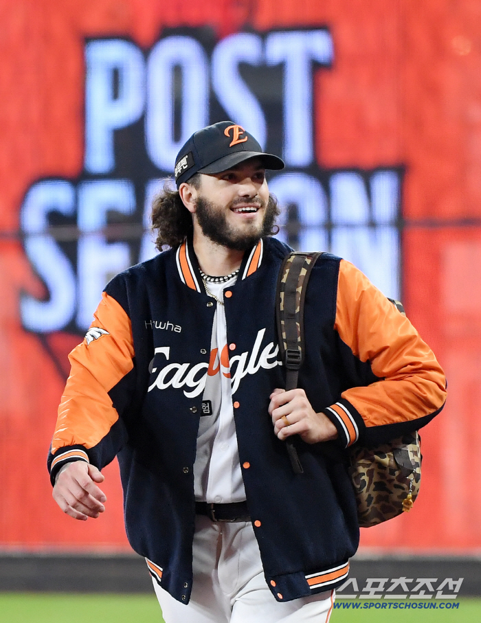  Hanwha's first win in KS on Ponce's shoulder