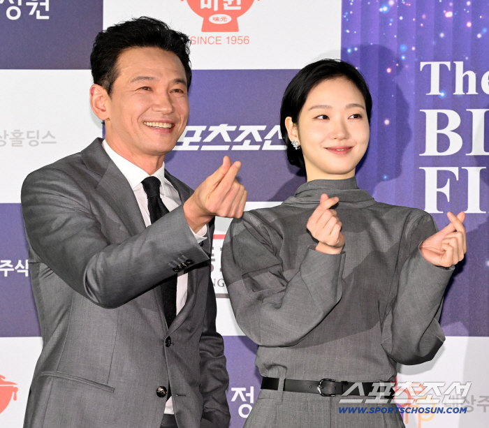  Hwang Jungmin and Kim Goeun, the dress code looks perfect!