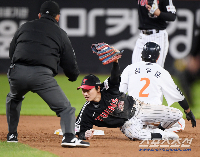  Major runner Shim Woo-joon failed to steal a base