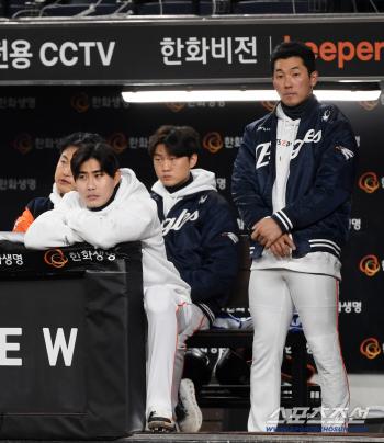  Shim Woo Jun Hwang Young-mook is desperate