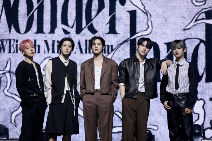 WEi Returns With 8th Mini Album ‘Wonderland’
