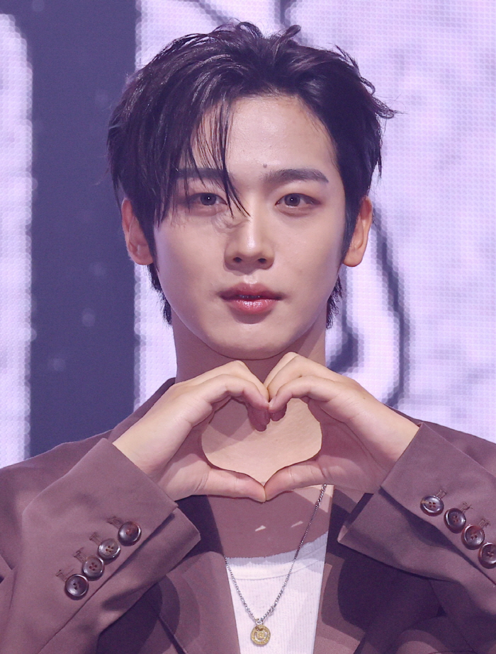 WEi Returns With 8th Mini Album ‘Wonderland’