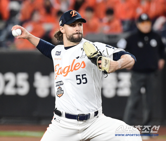 There was a reason why I gave a thumbs up to the fans. Chirinos is finally out to start Game 4