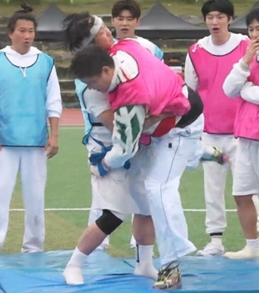 108kg bro Lee Jang-woo vs Sung-hwan, Baekdujangsa class ssireum big match..A preview of the match of the century (Na Hon-san)