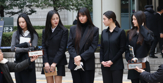  New Jin's exclusive contract litigation trial... Min Heejin's dismissal is not a violation of the door contract