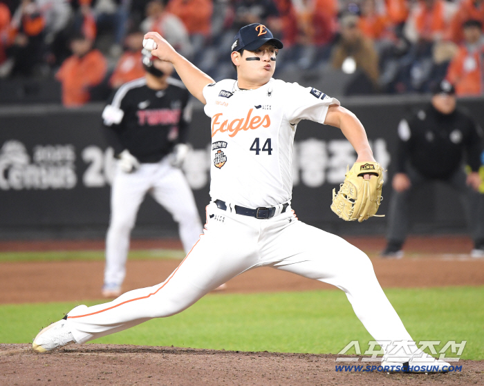 Catastrophe Kim Seo-hyun got another home run→We're going to turn the tables...Weiss pitched seven ⅔ innings in vain