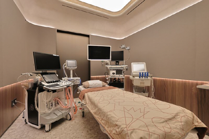 Chaum Extends Hive to Single-person Examination Room...Strengthen one-stop customized screening system