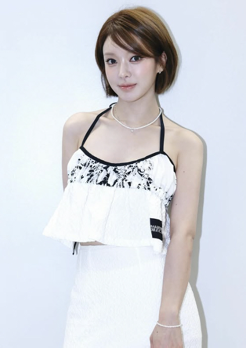 Choa from AOA, your face has changed? an indirect position on plastic surgery allegations