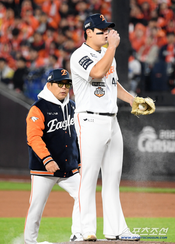 Choi Jae-hoon and Kim Kyung-moon, who hugged Kim Seo-hyun, who overcame the hot tears themselves, finally responded to the trust of director Kim Kyung-moon