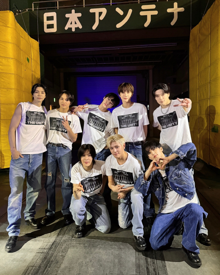 Doyoung and Jungwoo are coming, Taeyong and Jaehyun are coming...NCT 127 Minimizes Military White Flag (SC Issue)