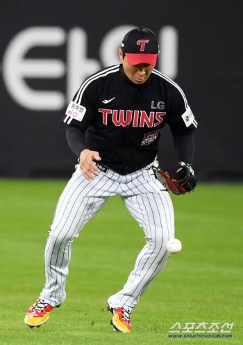 Everyone's talking about location... The requirements for in-field construction are ordinary defense, Hanwha won, so it's a loss...