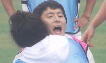 Gian 84, long hair and deep affection...Do you love super close touch? (Na Hon San)