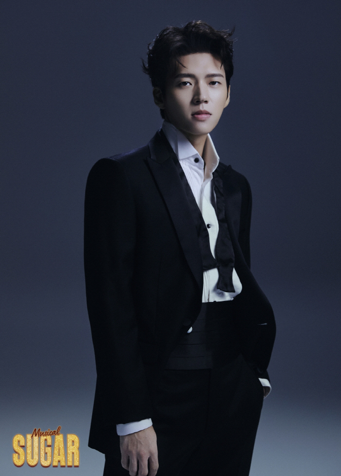 INFINITE's Nam Woo Hyun reveals musical Suga's profile. She's dressed up more beautiful than a girl