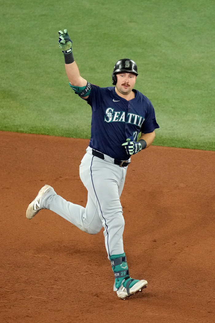 The MVP chosen by the players is a catcher with 60 home runs. Ohtani was turned away again