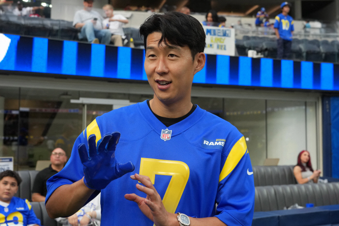 Official announcement, public announcement of Son Heung-min's salary, and how did he reject Saudi Arabia's offer of 200 billion won? LAFC ranked second in 16 billion MLS → Messi overwhelmingly ranked first