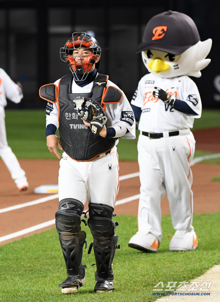  Catcher Choi Jae Hoon starts again today