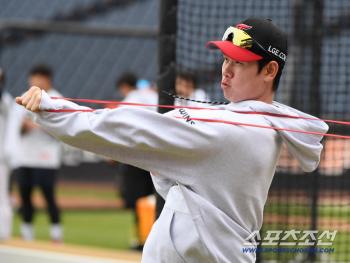  Hong Changgi, Kang Punch, look forward to it