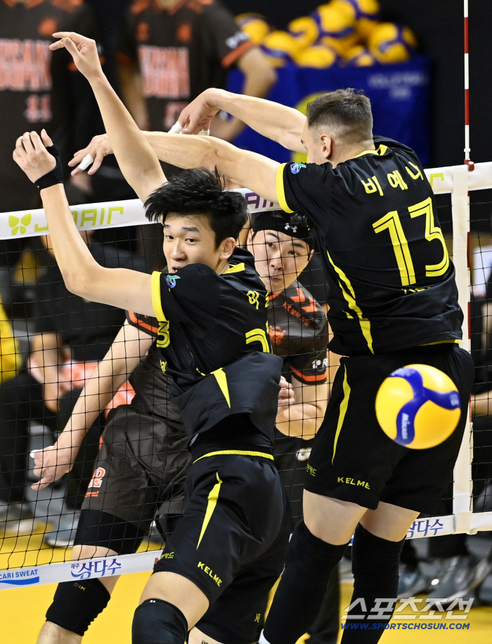  OK Savings Bank's electronic spike