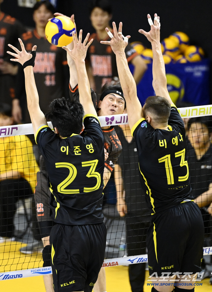  OK Savings Bank's electronic spike