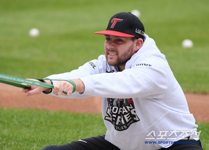 Pitchers also need to attack to win. The fact that the pain of the upset loss in the eighth inning emphasized to the squad