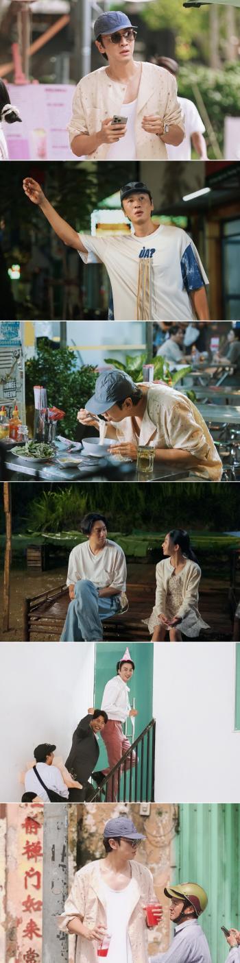 Prince Lee Kwang-soo is eating alone. Isolated in Vietnam..I'm going to burst into laughter from Prince's still