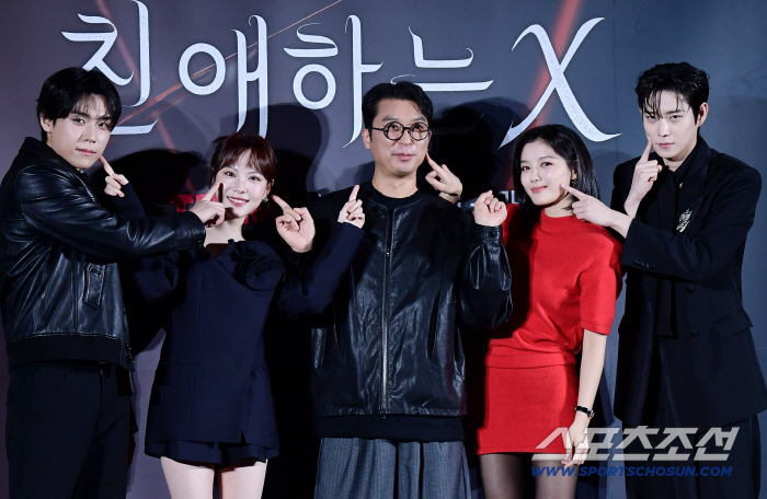  The synchro ratio is minus 100%..Kim Yoo-jung, dear X, and completely possessed (comprehensive)