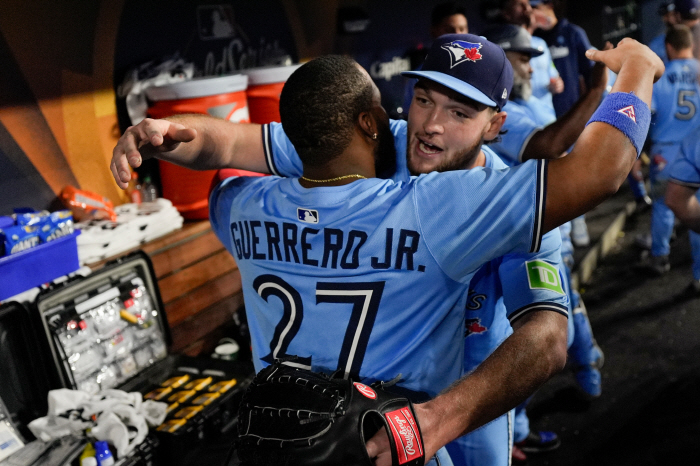 A wandering prospect without a billion house with an annual salary has knocked down Ohtani for 10 trillion won like a fall leaf