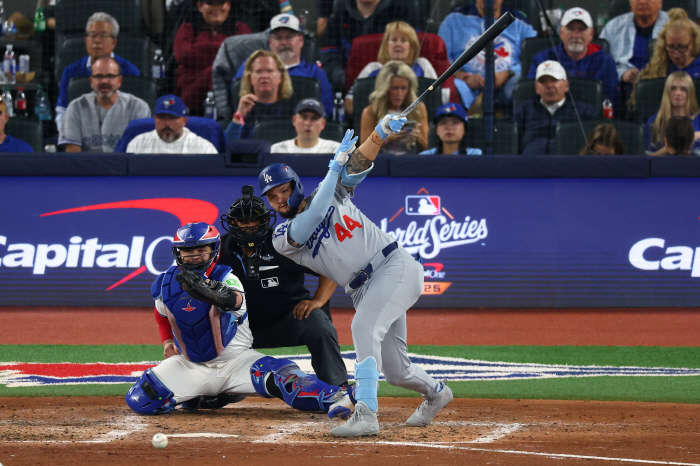 What are you doing when you call someone? Roberts' continued turn away from Kim Hye-sung, and if it's a pinch runner, I'd rather pick a pitcher
