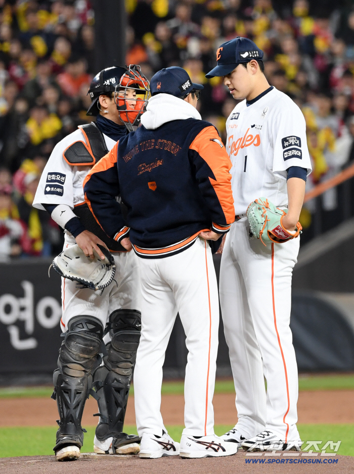Hanwha, maybe it's the last time...Moon Dong-ju, 140km fastball? → 1 inning early steel plate, Jung Woo-ju will appear