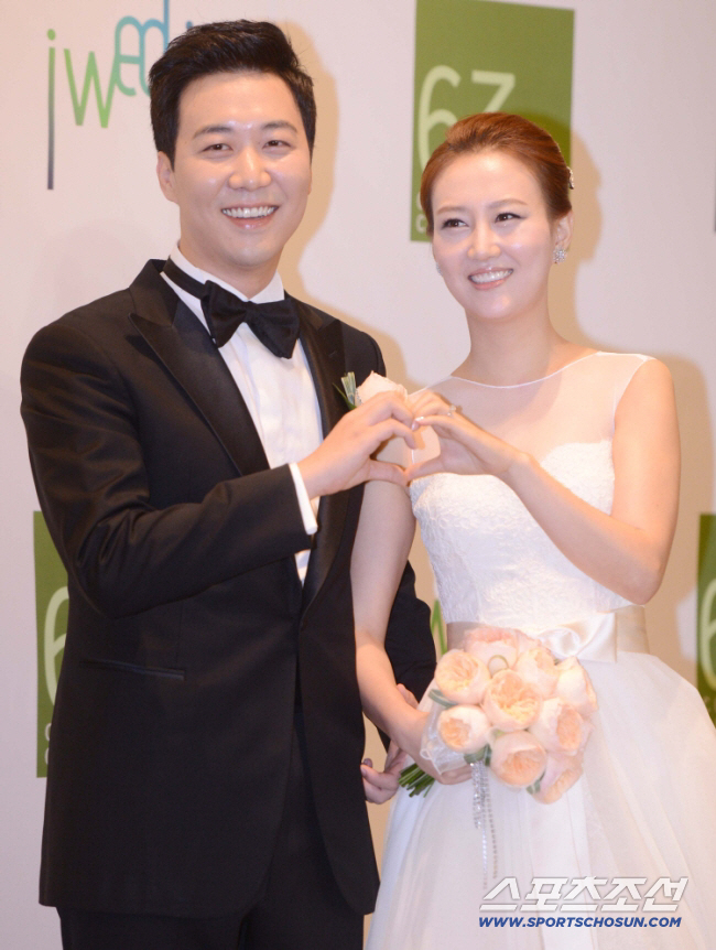 Jang Yoon-jung ♥ Do Kyung-wan revealed a sad confession after 13 years of marriage...I almost became three siblings