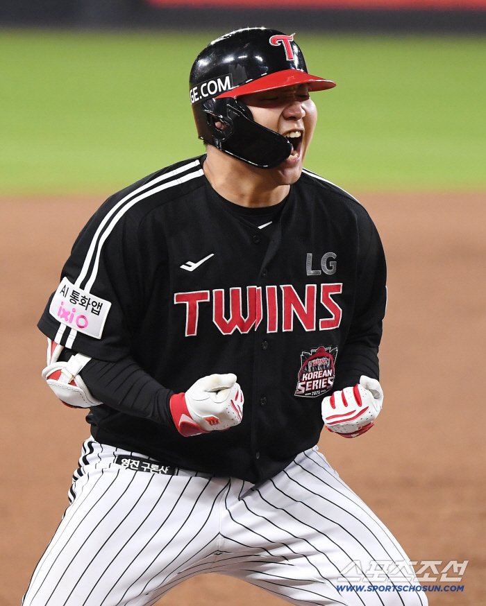 Kim Hyun-soo, Moon Bo-kyung, Austin's miraculous turnaround lineup remains the same. There were nine starters unchanged until Game 5