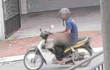 Motorcycle men's pants down and exposed major parts...Show your face