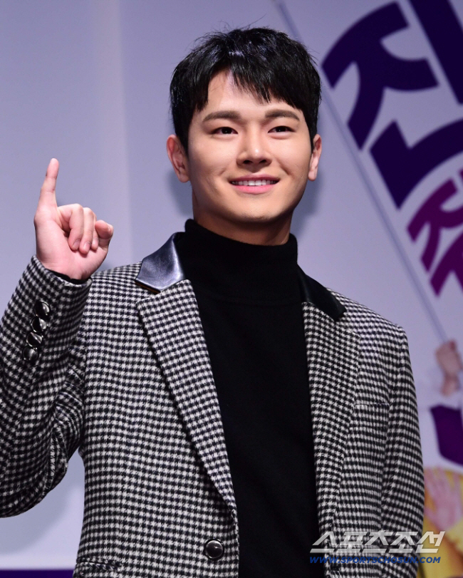 Chang Dong-ju, who has been out of contact, has found the location..I'm sorry to make you worry